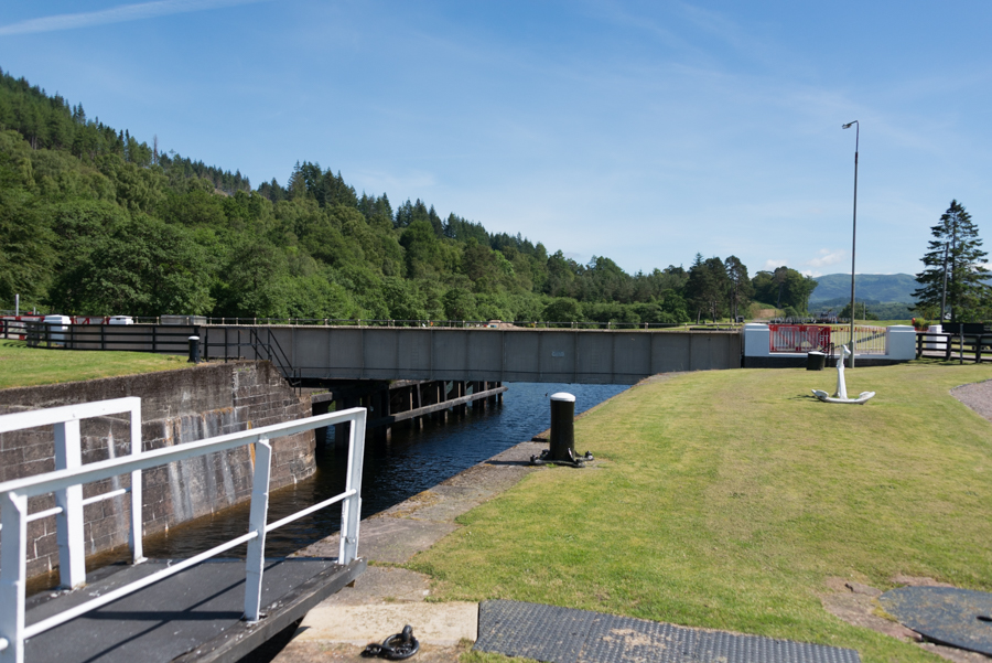 Caledonian Canal, Gairlochy Swing Bridge