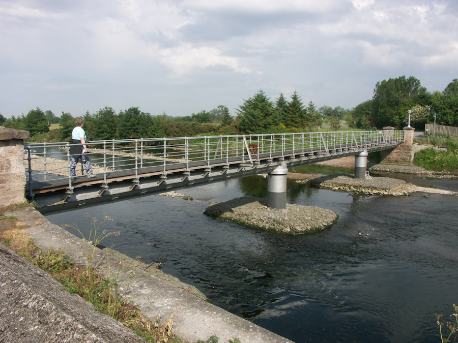 Nairn, Footbridge