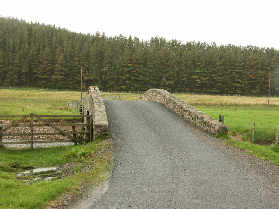 Bridge over Funlack Burn, By Milton of Moy, Moy