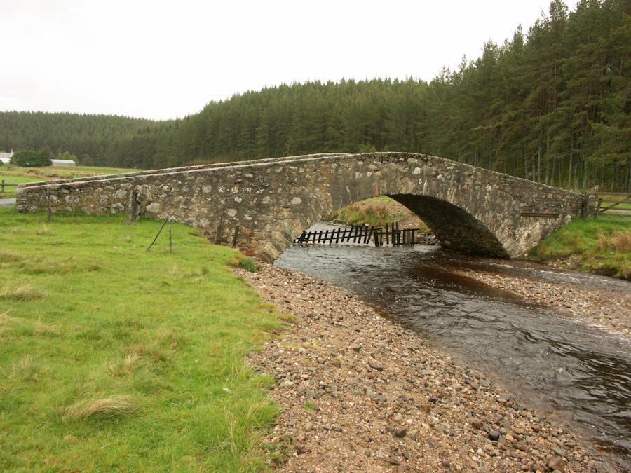 Bridge over Funlack Burn, By Milton of Moy, Moy