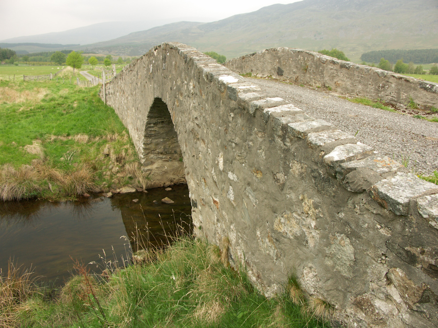 Dalchully Bridge over River Mashie