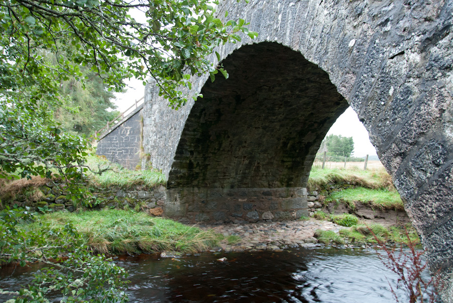 Dunmaglass Bridge over River Farigaig