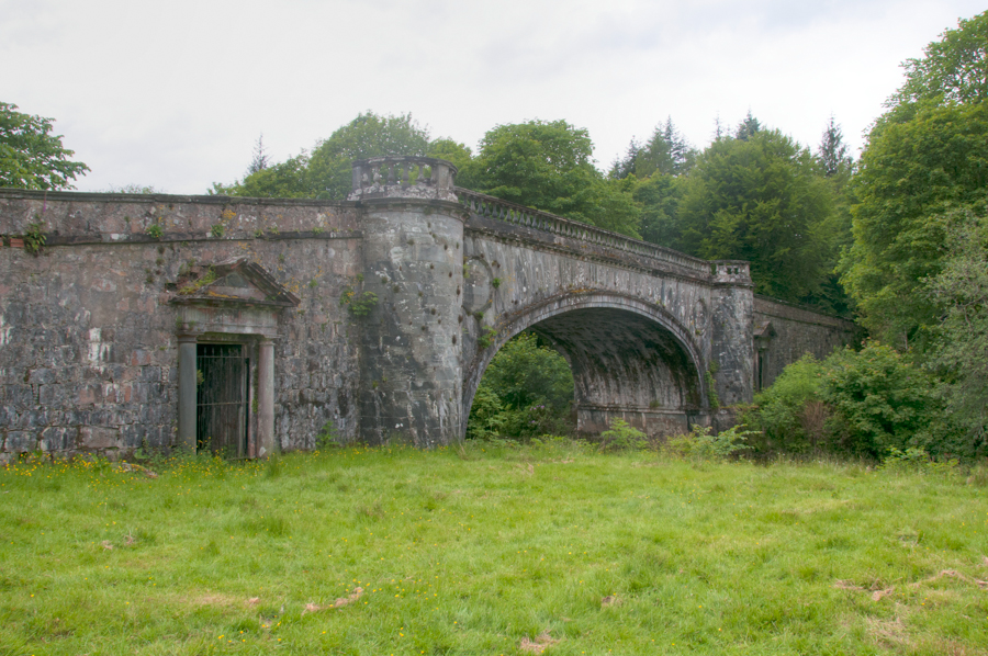 Inveraray, Garden or Frew's Bridge