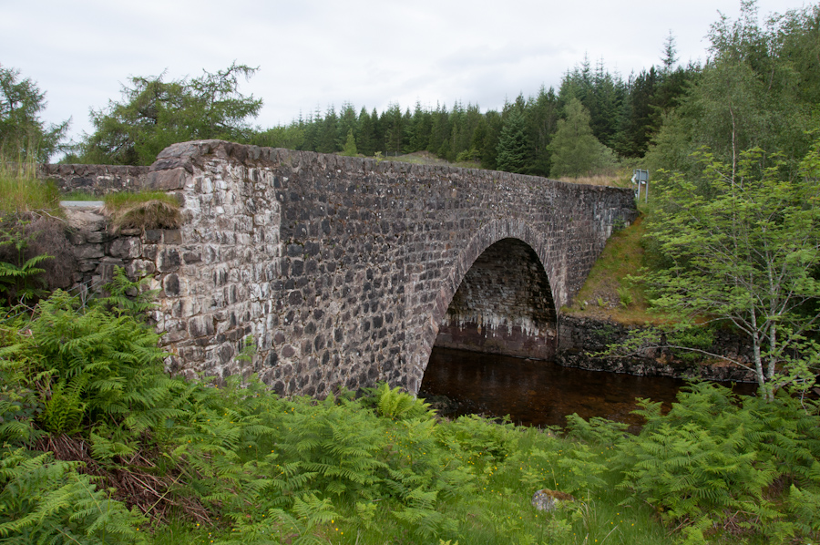 Coulags Bridge, over Fionn-Abhainn River