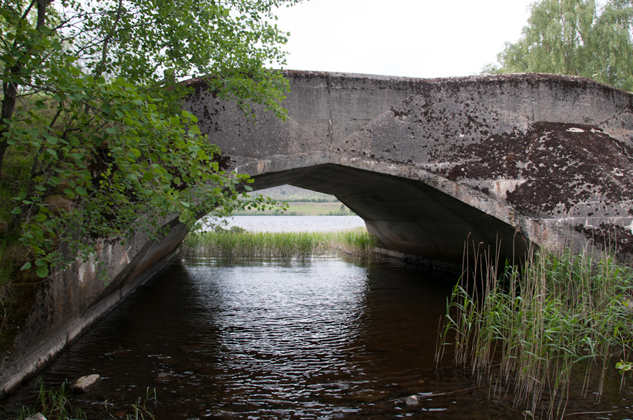 Loch Alvie, Alvie Bridge