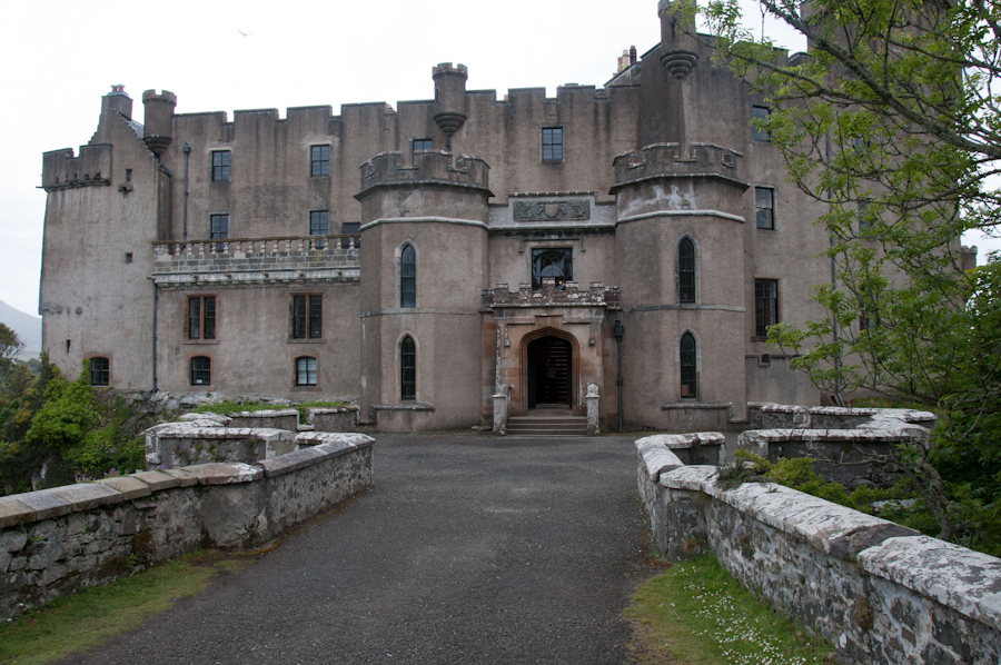 Skye, Dunvegan Castle, Bridge